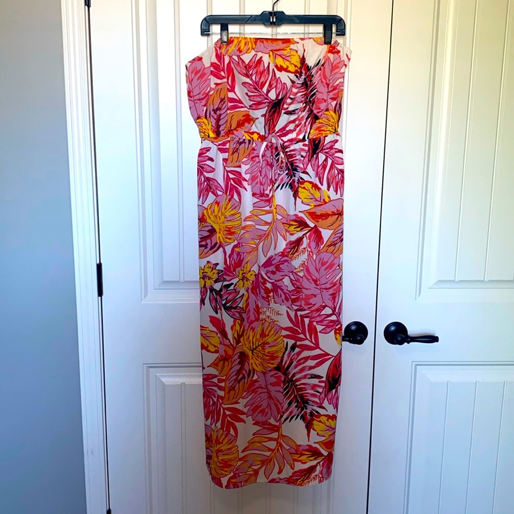 Sleeveless Maxi Tropical Dress! New with Tags!
